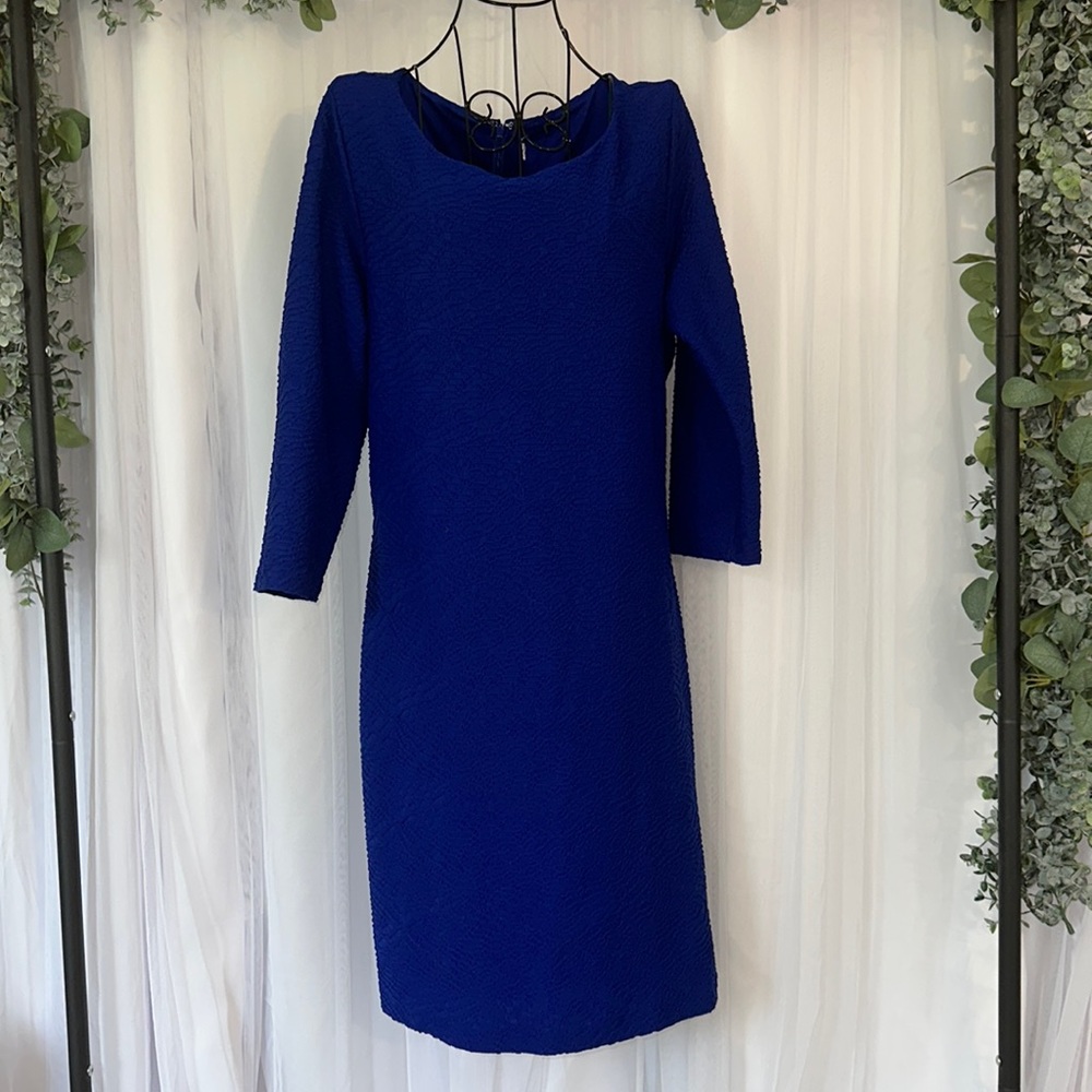 Blue Textured Shift Dress Knee Length Textured and Lined 💙